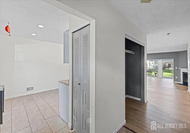 4th image of 36 Albury Wy, North Brunswick, NJ 08902 | MLS# 2702229R