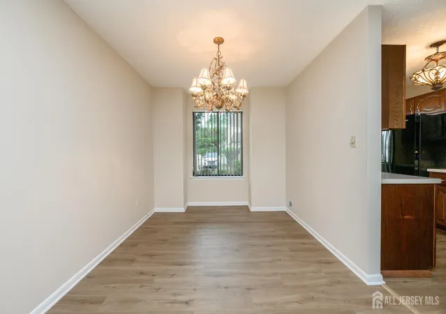 Homes for sale in Edison, NJ | 7 Carriage Pl, Edison, NJ 08820 | MLS# 2617199R