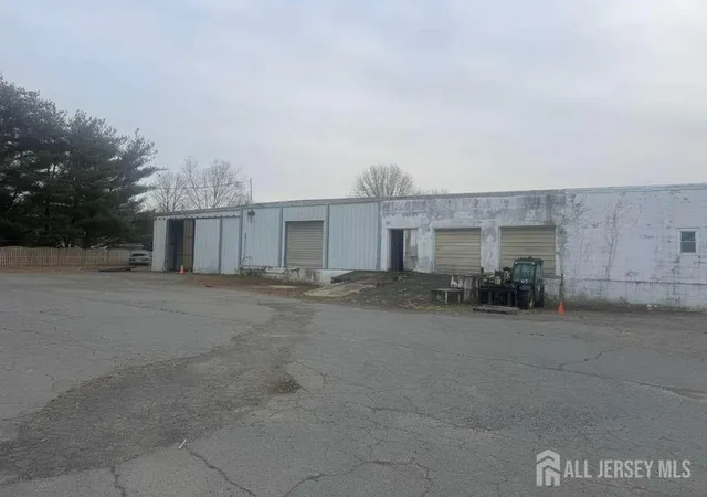 2nd image of 118 Dey Rd, Cranbury, NJ 08512 | MLS# 2608416R
