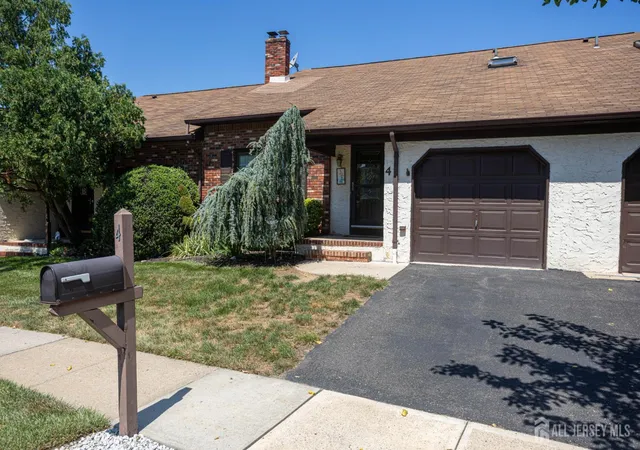1st image of 4 Cheltenham Pl, Sayreville, NJ 08872 | MLS# 2702634R