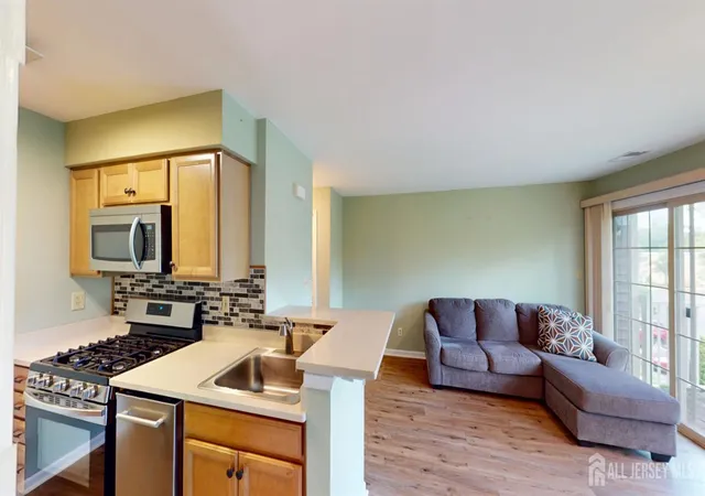 2nd image of 11 Ayres Ct, East Brunswick, NJ 08816 | MLS# 2701739R