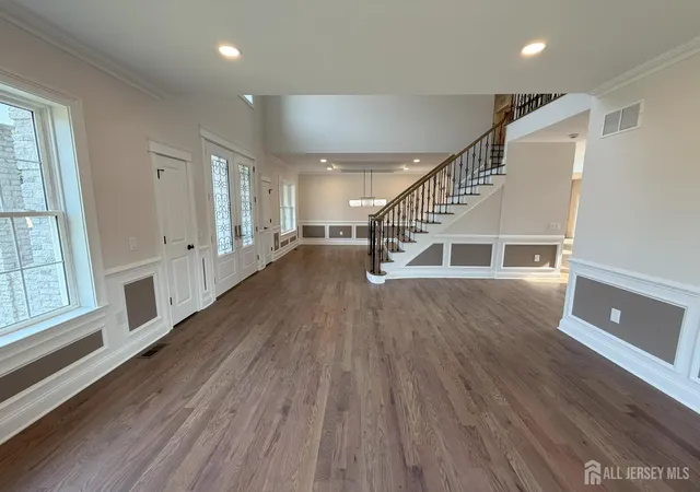 4th image of 2 Joye Ln, Old Bridge, NJ 08857 | MLS# 2600085R