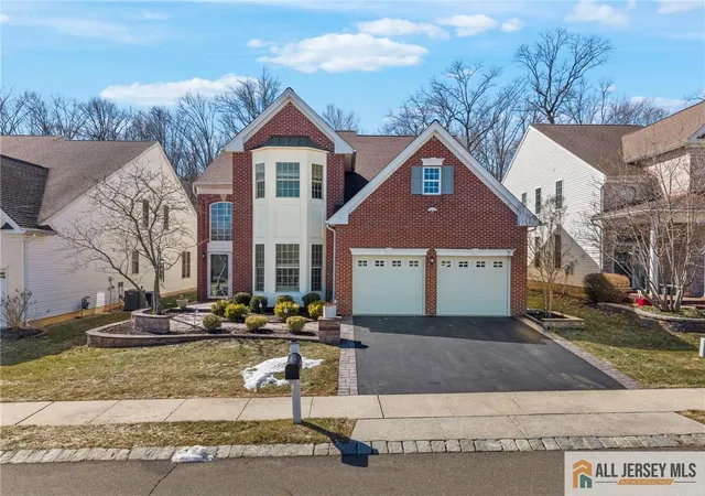 Photo 1 of Single family home for sale at 22 Edgemere Dr, Kendall Park, NJ 08824 | MLS# 2661439M | Listing updated on 2026-05-29