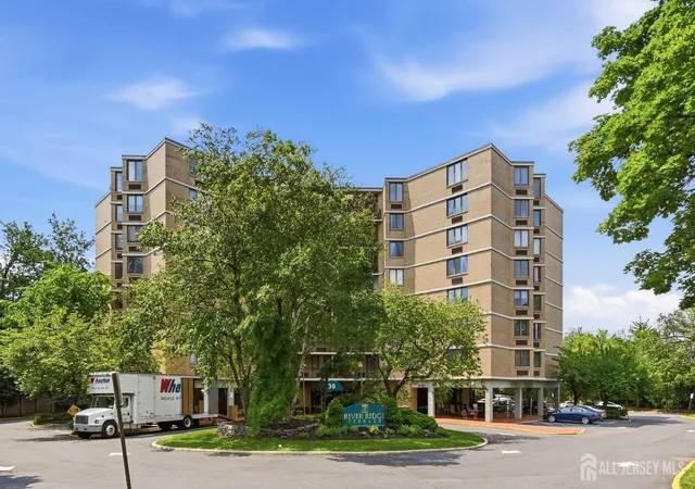 2nd image of 30 S Adelaide Ave #8J, Highland Park, NJ 08904 | MLS# 2702838R