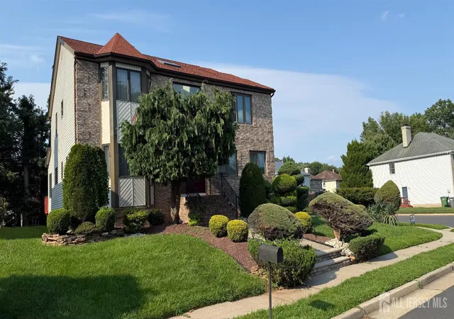 Photo 1 of Single family home for sale at 216 Fletcher St, Edison, NJ 08820 | MLS# 2702403R | Listing updated on 2026-09-12
