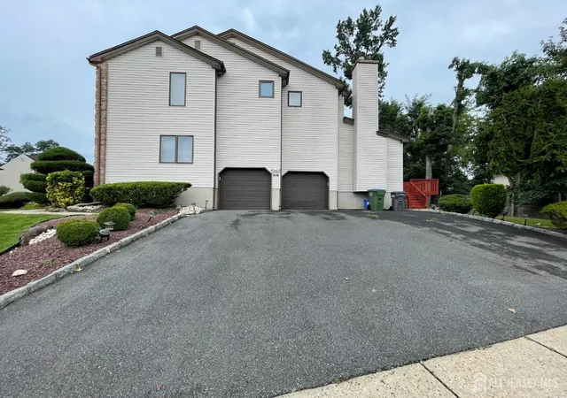 Photo 3 of Single family home for sale at 216 Fletcher St, Edison, NJ 08820 | MLS# 2702403R | Listing updated on 2026-09-12