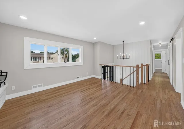 Photo 4 of Single family home for sale at 3 Obrien Ave, South River, NJ 08882 | MLS# 2618295R | Listing updated on 2026-09-25
