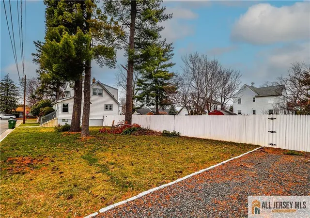 5th image of 13 Riverview Ave, Edison, NJ 08817 | MLS# 2661721M