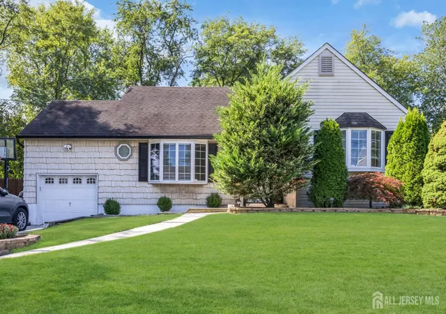 Photo 1 of Single family home for sale at 38 Madie Ave, Spotswood, NJ 08884 | MLS# 2603187R | Listing updated on 2025-09-12