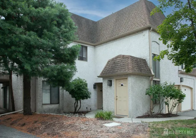 1st image of 99 Park Gate Dr, Edison, NJ 08820 | MLS# 2701904R