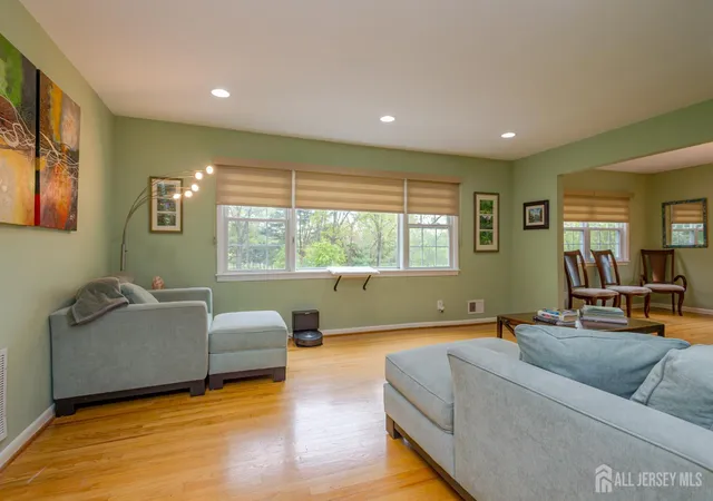 4th image of 455 Township Line Rd, Belle Mead, NJ 08502 | MLS# 2701824R