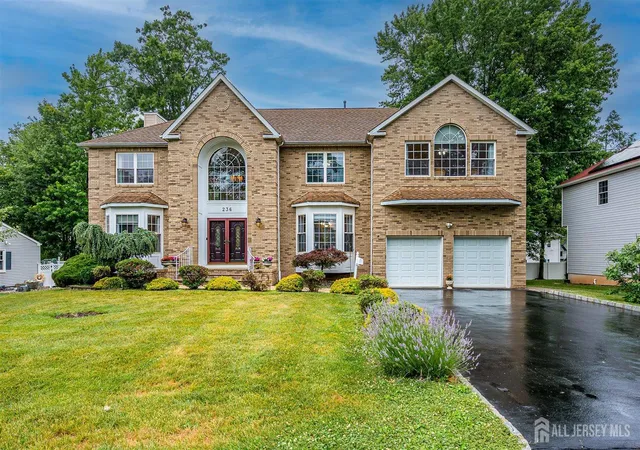 Photo 3 of Single family home for sale at 236 W Shirley Ave, Edison, NJ 08820 | MLS# 2618123R | Listing updated on 2026-08-05