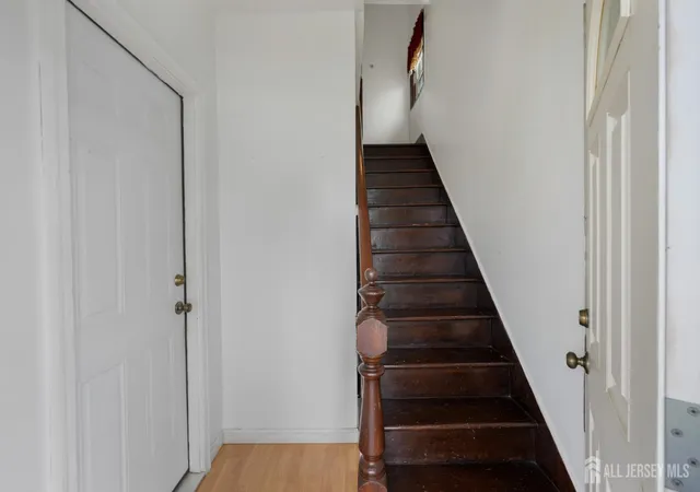35th image of 724 Charles St, Perth Amboy, NJ 08861 | MLS# 2700723R