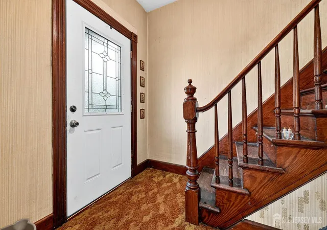Listing Photo 4 - Condo for sale in building located at 96 Woodbridge Ave, Sewaren, NJ 07077