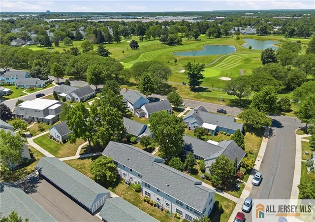 2nd image of 271 Old Nassau Rd, Monroe Township, NJ 08831