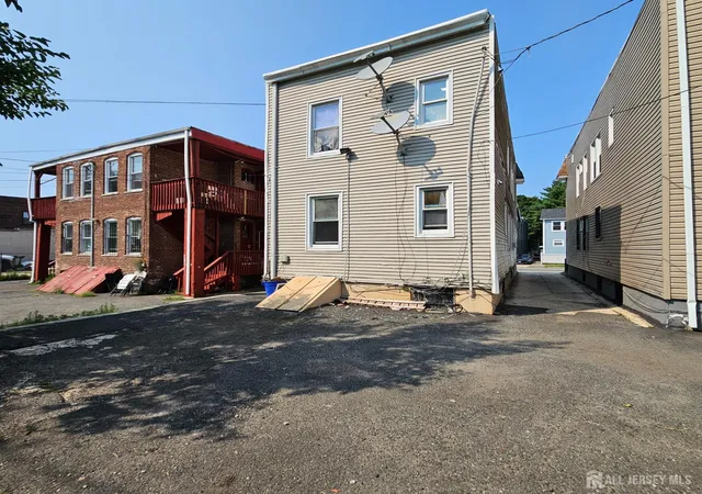 Listing Photo 4 - Condo for sale in building located at 115 Tremont Ave, East Orange, NJ 07018