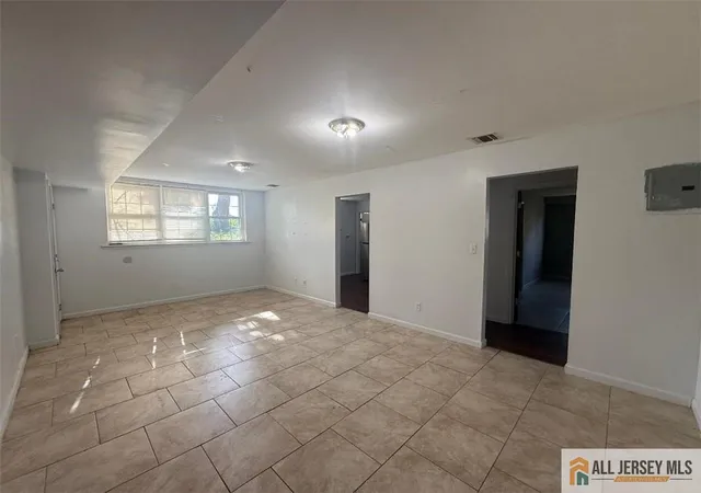 Homes for sale in Edison, NJ | 403 College Dr #403, Edison, NJ 08817 | MLS# 2662180M