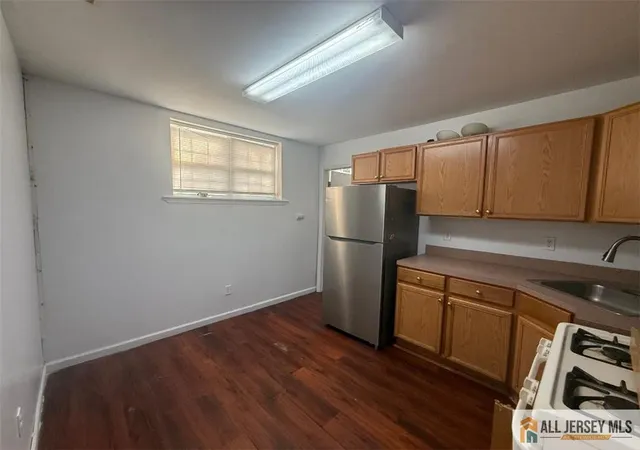 Homes for sale in Edison, NJ | 403 College Dr #403, Edison, NJ 08817 | MLS# 2662180M