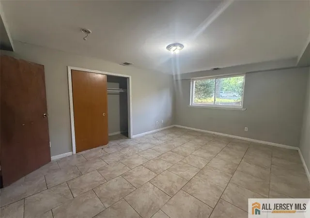 Homes for sale in Edison, NJ | 403 College Dr #403, Edison, NJ 08817 | MLS# 2662180M