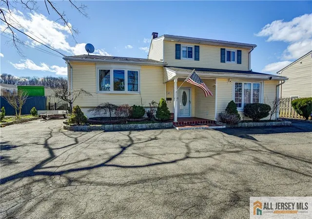 Photo 3 of Single family home for sale at 49 Ernston Rd, Parlin, NJ 08859 | MLS# 2661496M | Listing updated on 2026-04-12