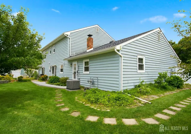 37th image of 10 George Ave, Monroe Township, NJ 08831 | MLS# 2618099R