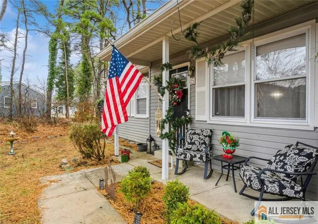 Photo 2 of Single family home for sale at 5 Attleboro Ln #73, Whiting, NJ 08759 | MLS# 2560823M | Listing updated on 2025-01-16
