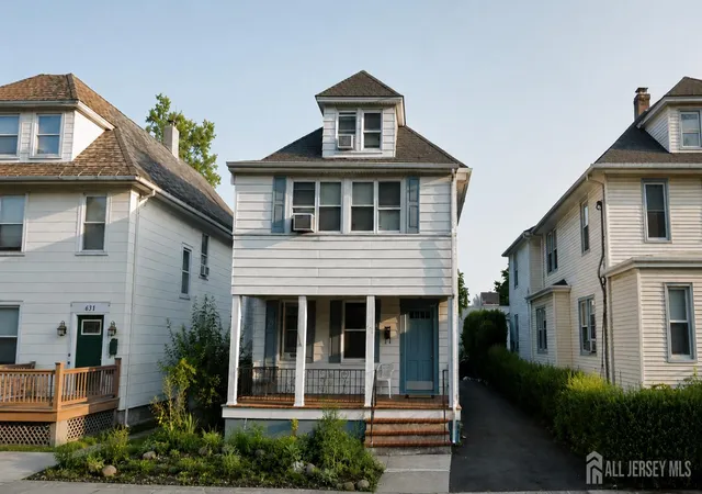 1st image of 423 Magnolia St, Highland Park, NJ 08904 | MLS# 2618234R