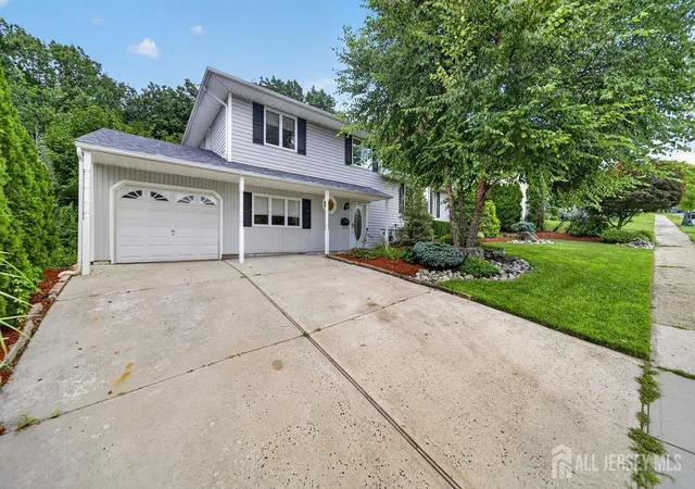 1st image of 5 Ridge Rd, South River, NJ 08882 | MLS# 2702979R