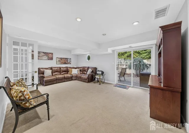 Photo 3 of Single family home for sale at 5 Ridge Rd, South River, NJ 08882 | MLS# 2702979R | Listing updated on 2026-08-31