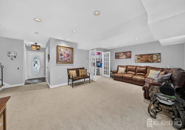 Photo 3 of Single family home for sale at 5 Ridge Rd, South River, NJ 08882 | MLS# 2702979R | Listing updated on 2026-08-31