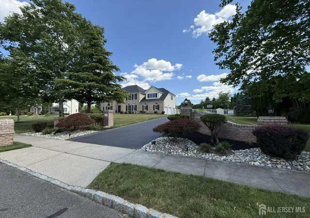 Homes for sale in South Brunswick, NJ | 28 Renk Farm Dr, South Brunswick, NJ 08852 | MLS# 2618159R