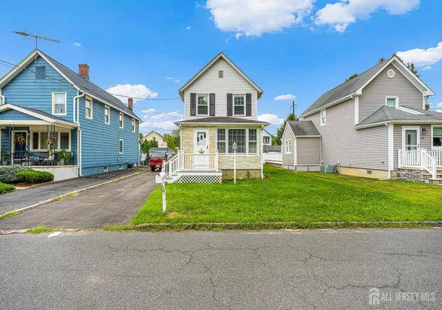 Photo 3 of Single family home for sale at 44 John St, Helmetta, NJ 08828 | MLS# 2703401R | Listing updated on 2026-09-12