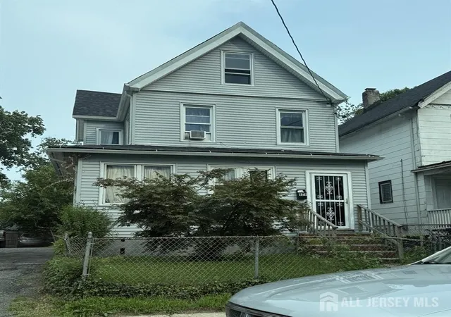 1st image of 979 W 4th St W, Plainfield, NJ 07063 | MLS# 2701819R