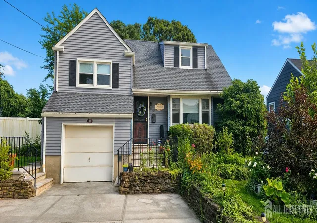 1st image of 10 Columbia Pl, Parlin, NJ 08859 | MLS# 2703142R