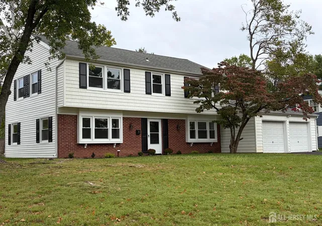 Single family home for sale at 4 Overbrook Rd, Franklin, NJ 08873 | MLS# 2706657R