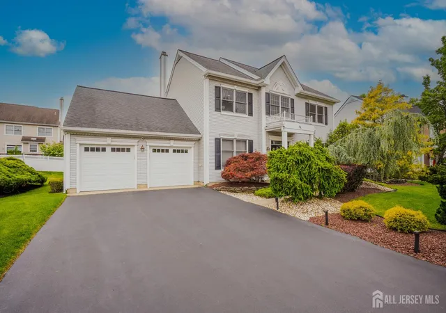 3rd image of 94 Providence Blvd, Kendall Park, NJ 08824 | MLS# 2616565R