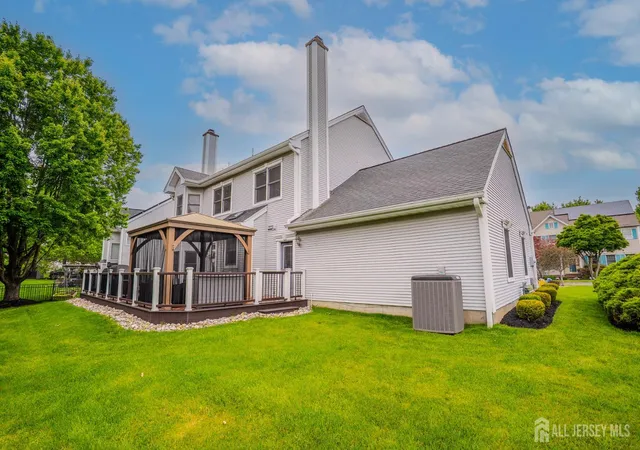 5th image of 94 Providence Blvd, Kendall Park, NJ 08824 | MLS# 2616565R