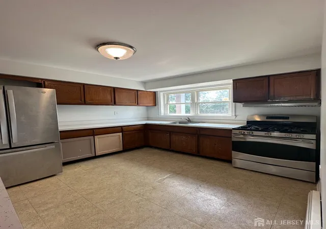 Photo 4 of Condo for sale at 42 Woodedge St #A3, Edison, NJ 08817 | MLS# 2702721R | Listing updated on 2026-09-28