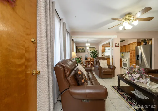 Homes for sale in Linden, NJ | 405 Kennedy Dr, Linden, NJ 07036 | MLS# 2616557R