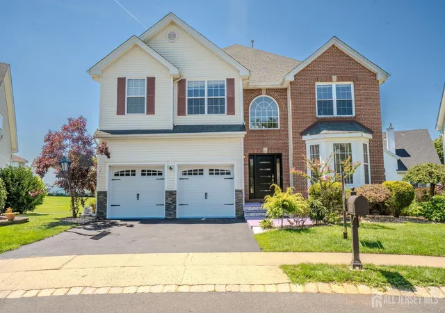 2nd image of 8 Jumping Brook Ct, Monroe Township, NJ 08831 | MLS# 2700788R