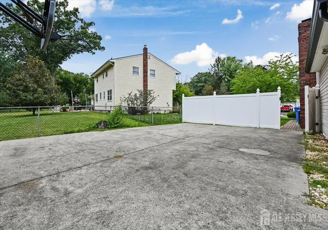 41st image of 8 Dusko Dr, Parlin, NJ 08859 | MLS# 2701646R