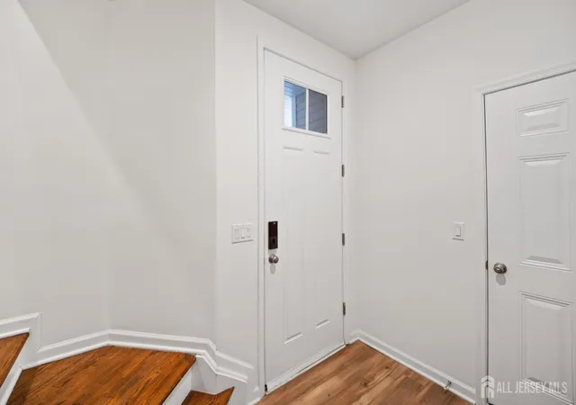 Photo 3 of Townhouse for sale at 215 Park Ln, Dunellen, NJ 08812 | MLS# 2617083R | Listing updated on 2026-09-18