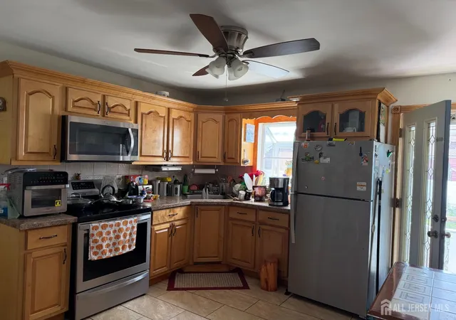 2nd image of 22 Longview Ave, Carteret, NJ 07008 | MLS# 2700045R
