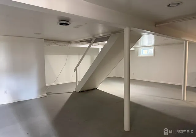 4th image of 22 Longview Ave, Carteret, NJ 07008 | MLS# 2700045R