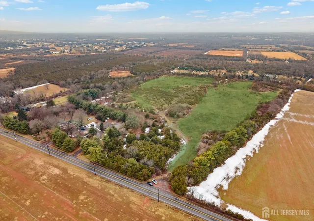2nd image of 583 S Middlebush Rd S, Franklin, NJ 08873 | MLS# 2612316R