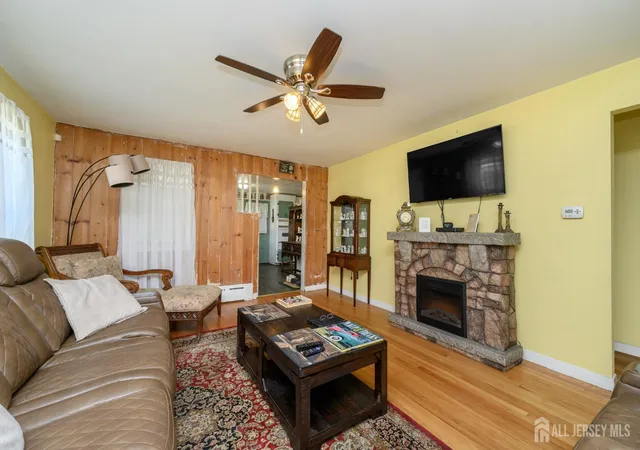 Homes for sale in Bound Brook, NJ | 341 Saint Johns Pl, Bound Brook, NJ 08805 | MLS# 2700336R