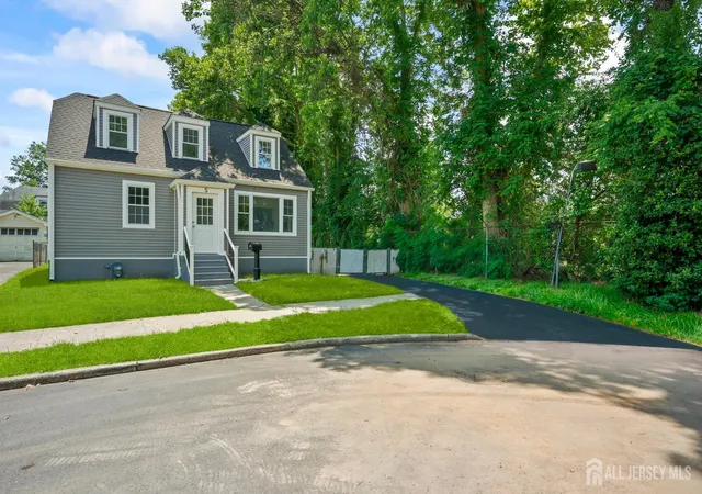 Photo 3 of Single family home for sale at 5 Monument Ave, Trenton, NJ 08619 | MLS# 2703096R | Listing updated on 2026-09-11