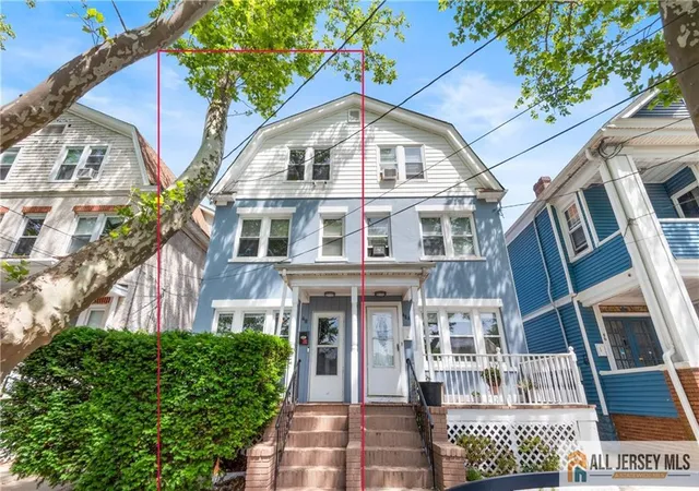 Photo 2 of Single family home for sale at 48 Catalpa Ave, Perth Amboy, NJ 08861 | MLS# 2662195M | Listing updated on 2026-07-02