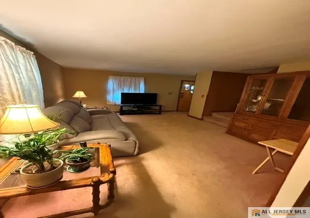 Photo 2 of Single family home for sale at 609 Arnett St #A, Elizabeth, NJ 07202 | MLS# 2770409M | Listing updated on 2026-08-28