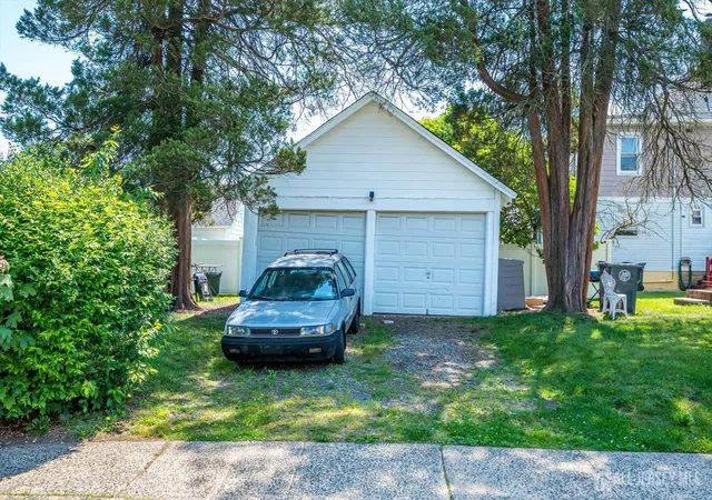 14th image of 3 E High St E, Bound Brook, NJ 08805 | MLS# 2702571R
